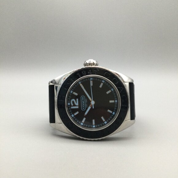 Coach Boyfriend Watch Unisex 38mm Silver Tone Black Dial Blue Index New Battery main image 8